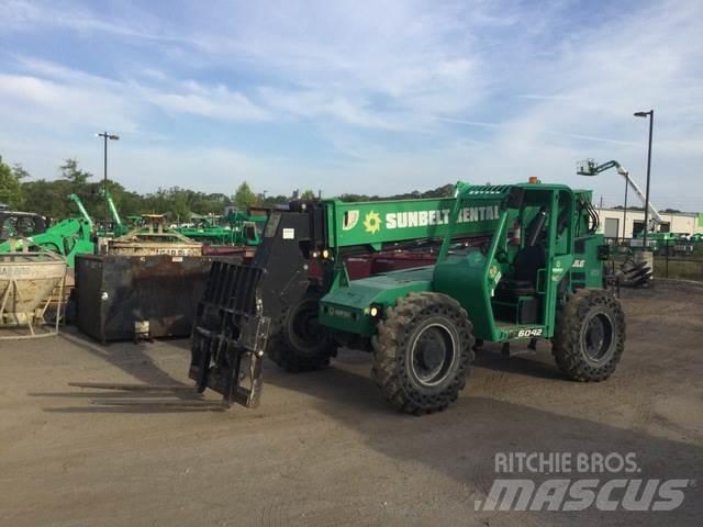 JLG 6042 Телескопічні навантажувачі