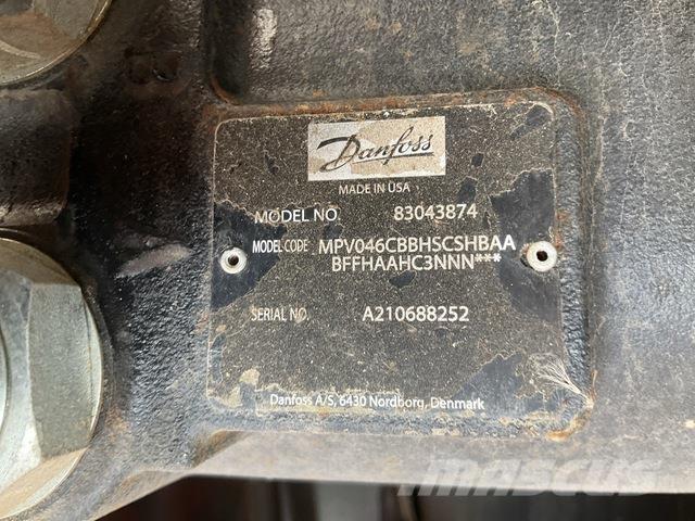 JLG 660SJ Телескопічні підйомники
