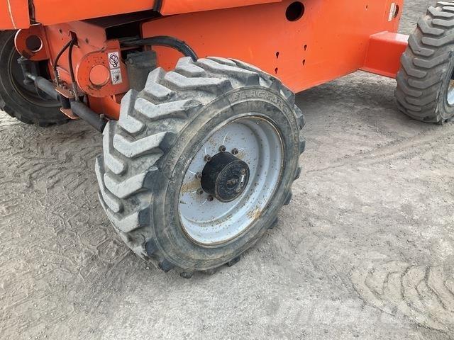 JLG 660SJ Телескопічні підйомники