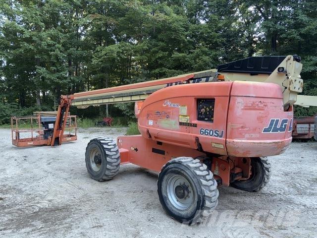 JLG 660SJ Телескопічні підйомники