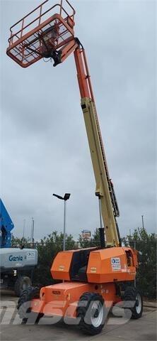 JLG 660SJ Телескопічні підйомники