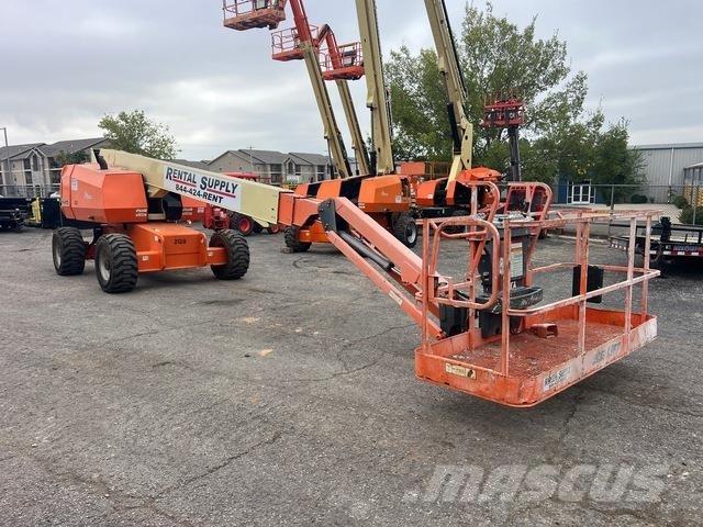 JLG 660SJ Колінчаті підйомники