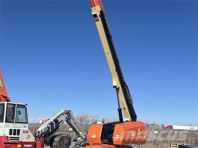 JLG 660SJ Телескопічні підйомники