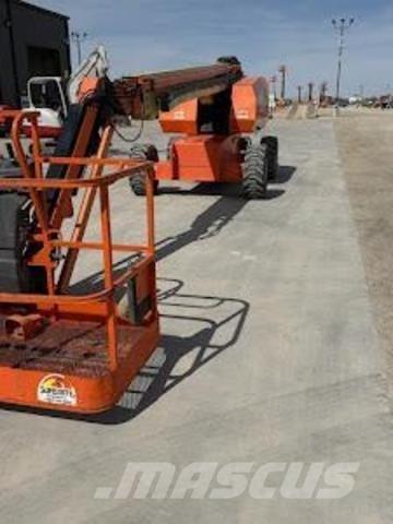 JLG 660SJ Телескопічні підйомники