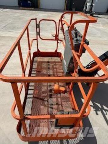 JLG 660SJ Телескопічні підйомники