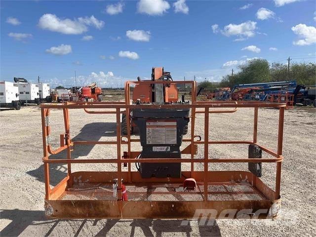 JLG 660SJ Телескопічні підйомники