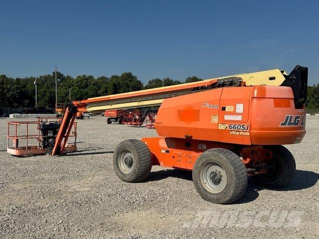 JLG 660SJ Телескопічні підйомники