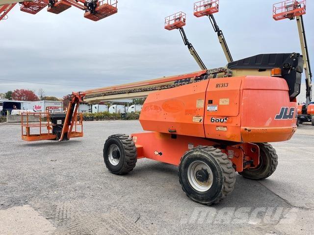 JLG 660SJ Телескопічні підйомники