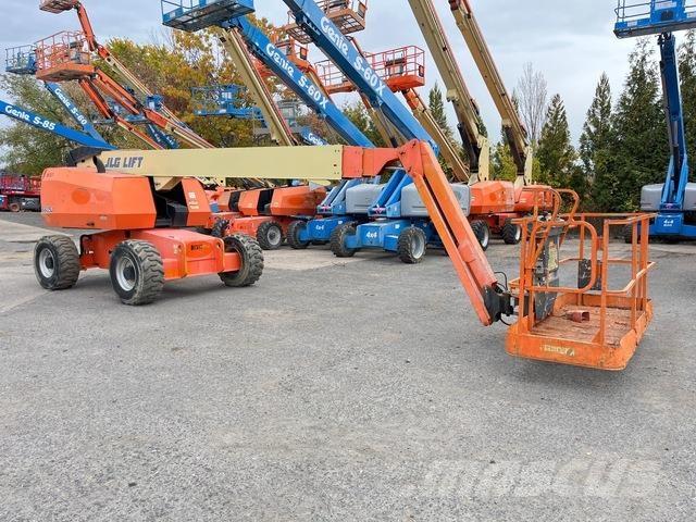 JLG 660SJ Телескопічні підйомники