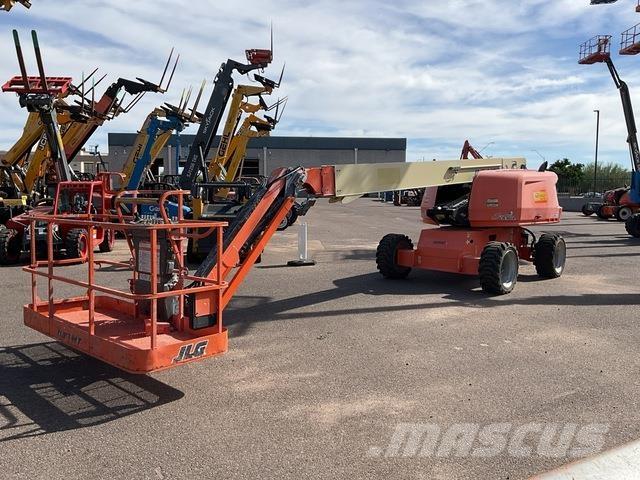 JLG 660SJ Телескопічні підйомники