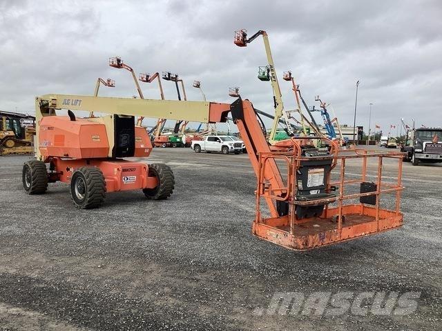 JLG 800 AJ Колінчаті підйомники