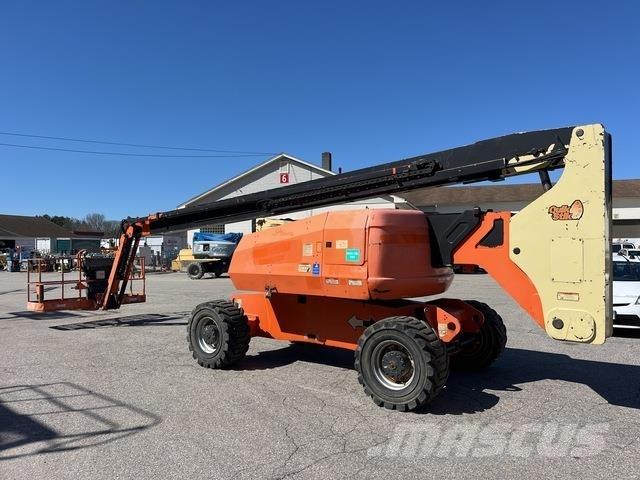 JLG 800 AJ Колінчаті підйомники
