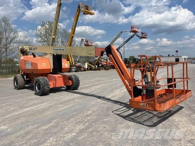 JLG 800 AJ Колінчаті підйомники