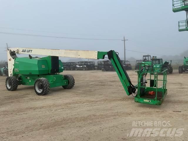 JLG 800AJ Колінчаті підйомники