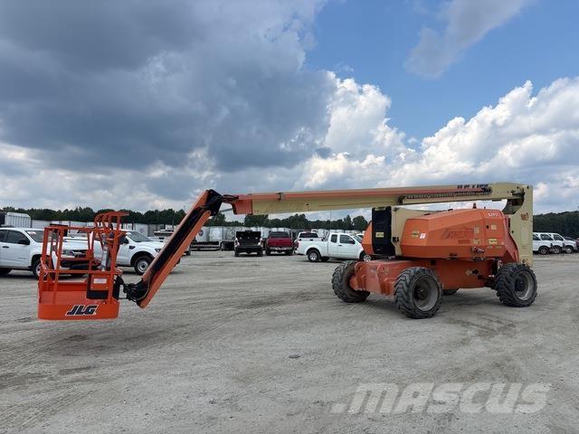 JLG 800AJ Колінчаті підйомники