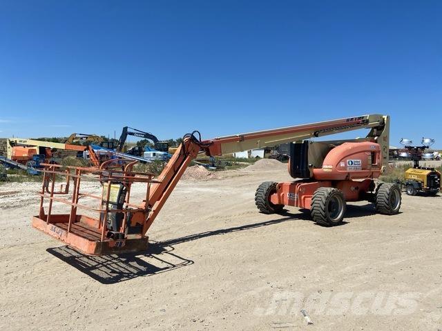 JLG 800AJ Колінчаті підйомники