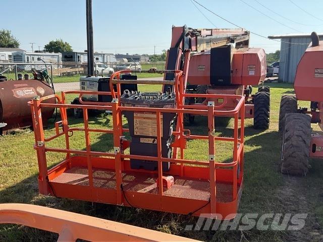 JLG 800AJ Колінчаті підйомники