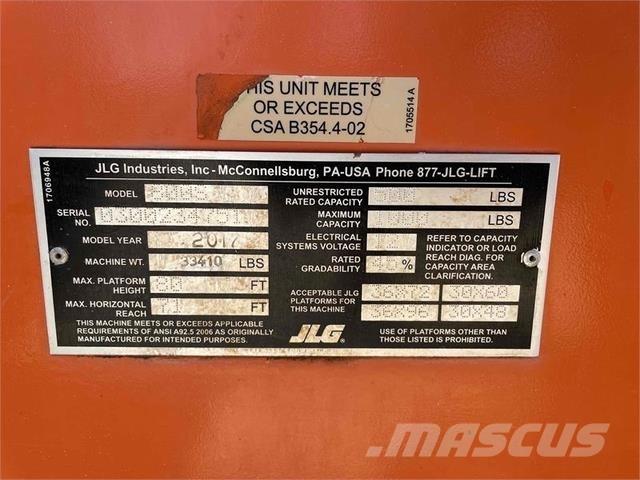 JLG 800S Телескопічні підйомники