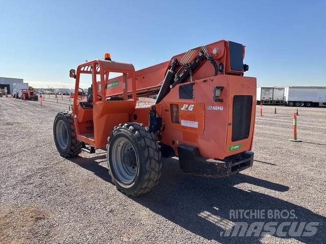 JLG 8042 Телескопічні навантажувачі