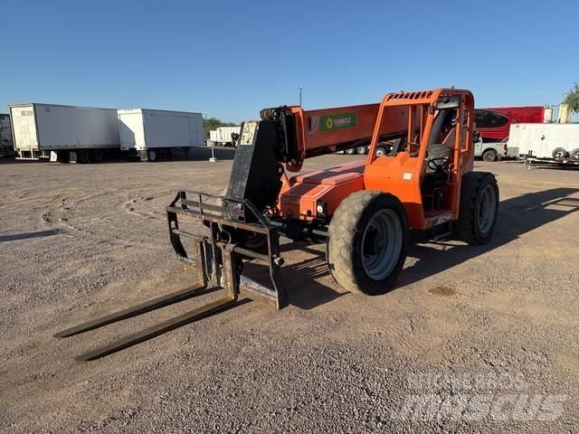JLG 8042 Телескопічні навантажувачі
