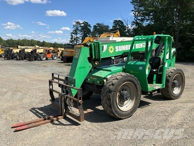 JLG 8042 Телескопічні навантажувачі