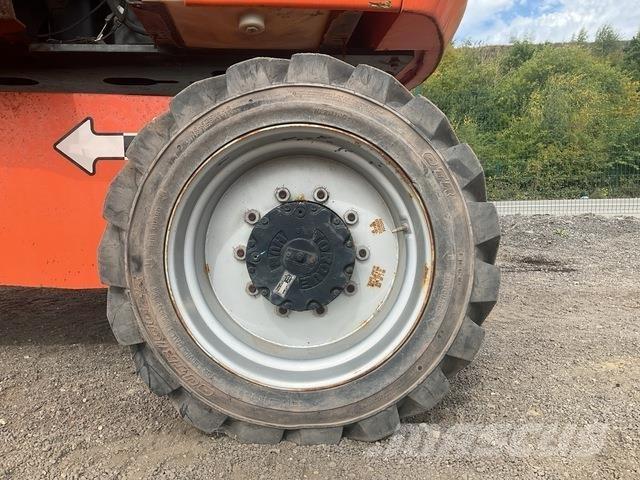 JLG 860SJ Телескопічні підйомники
