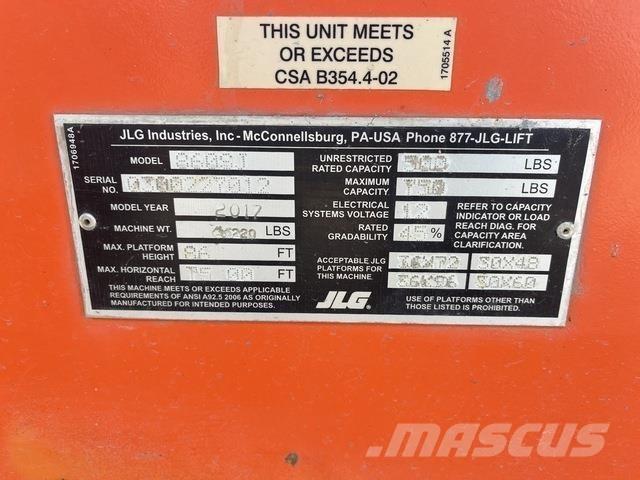 JLG 860SJ Телескопічні підйомники