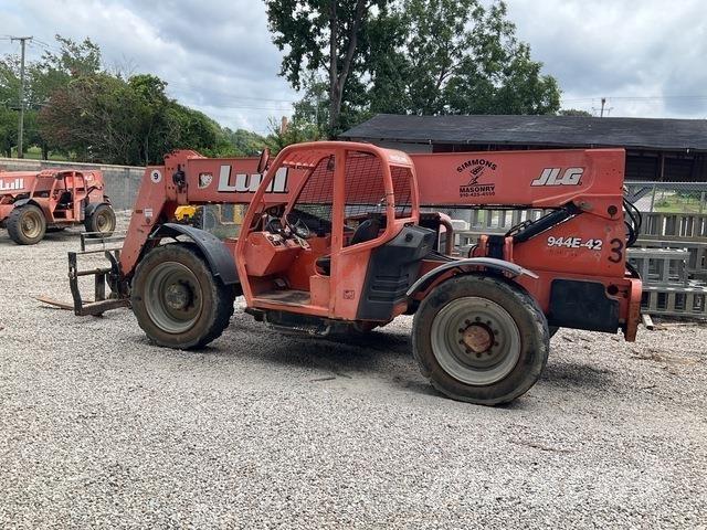 JLG 944E-42 Телескопічні навантажувачі