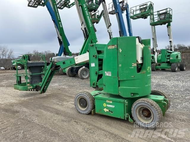 JLG E300AJ Колінчаті підйомники