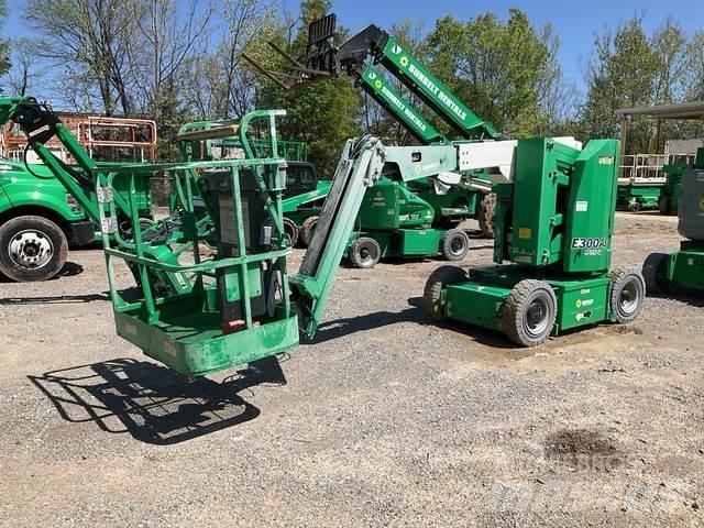 JLG E300AJ Колінчаті підйомники
