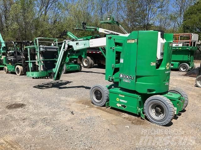 JLG E300AJ Колінчаті підйомники