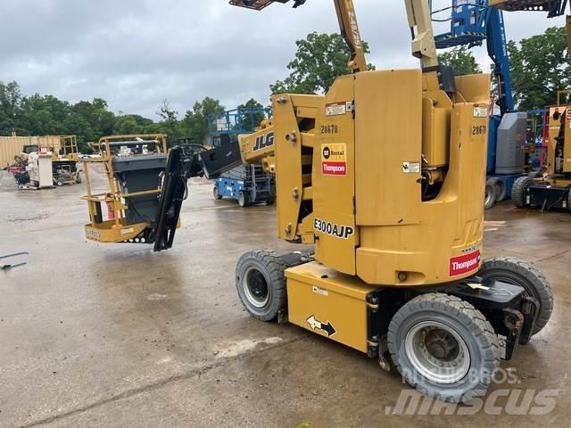 JLG E300AJP Колінчаті підйомники