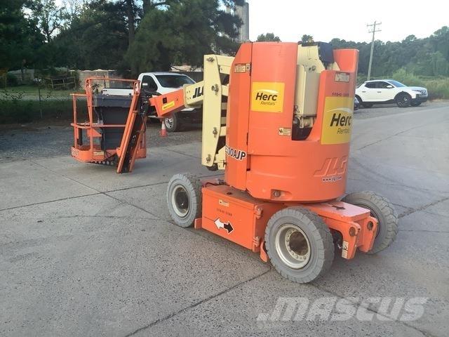 JLG E300AJP Колінчаті підйомники