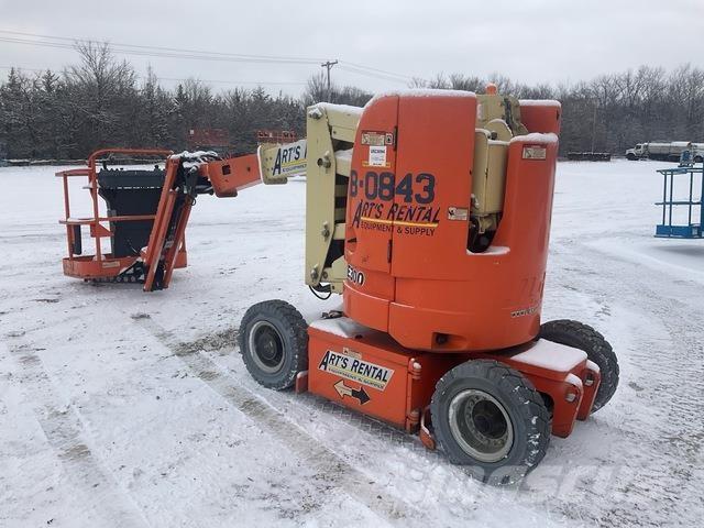 JLG E300AJP Колінчаті підйомники