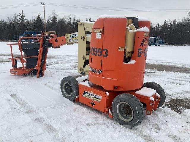 JLG E300AJP Колінчаті підйомники