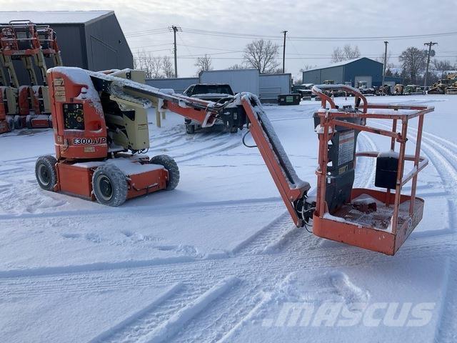 JLG E300AJP Колінчаті підйомники