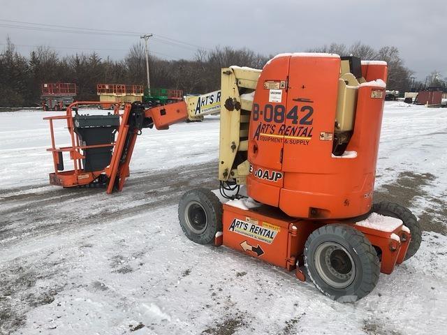 JLG E300AJP Колінчаті підйомники
