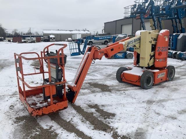JLG E300AJP Колінчаті підйомники
