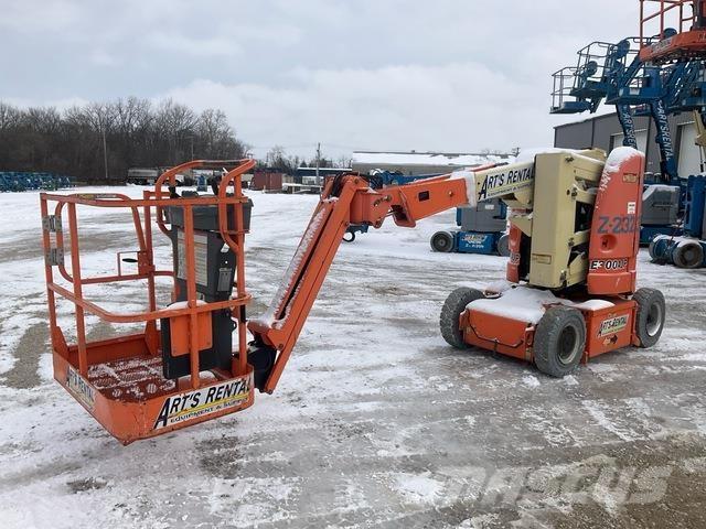 JLG E300AJP Колінчаті підйомники