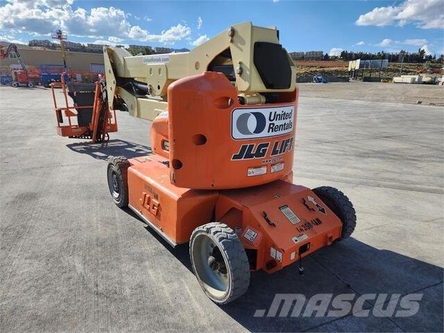 JLG E400AJP Колінчаті підйомники