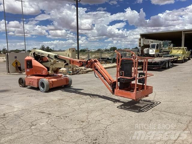 JLG E400AJPN Колінчаті підйомники