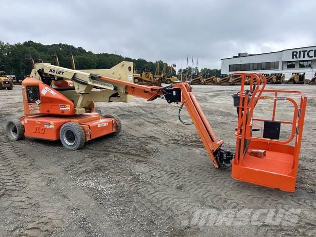 JLG E400AJPN Колінчаті підйомники