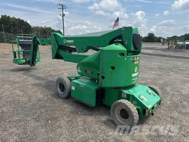 JLG E400AJPN Колінчаті підйомники