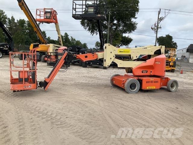 JLG E400AJPN Колінчаті підйомники