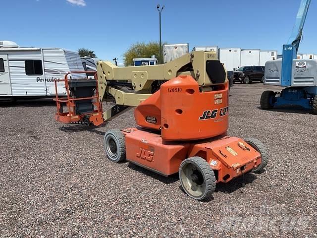 JLG E400AN Колінчаті підйомники