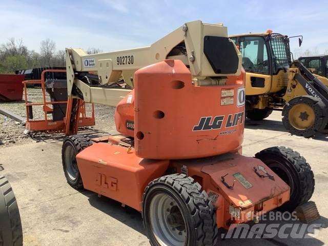 JLG E450AJ Колінчаті підйомники