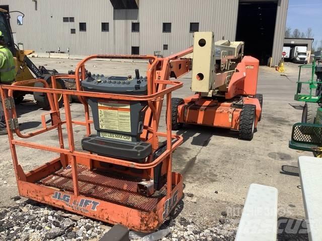 JLG E450AJ Колінчаті підйомники