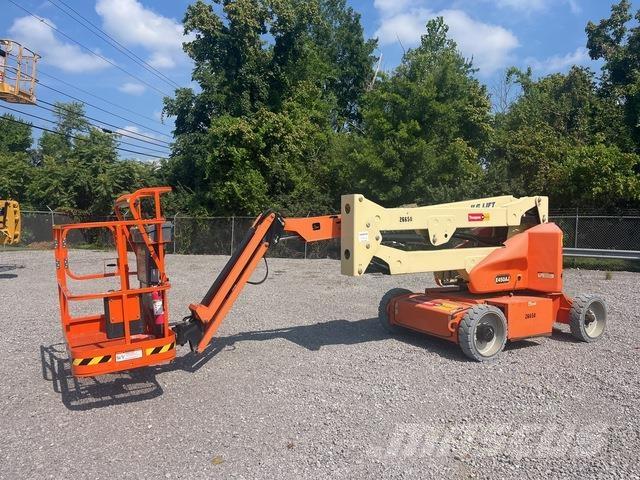 JLG E450AJ Колінчаті підйомники
