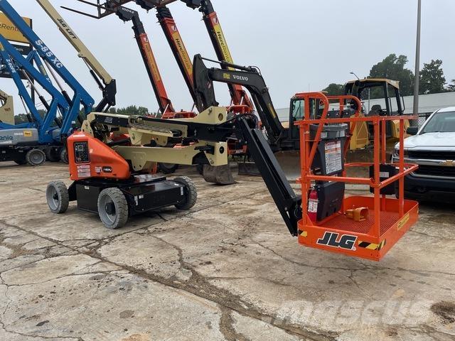 JLG E450AJ Колінчаті підйомники