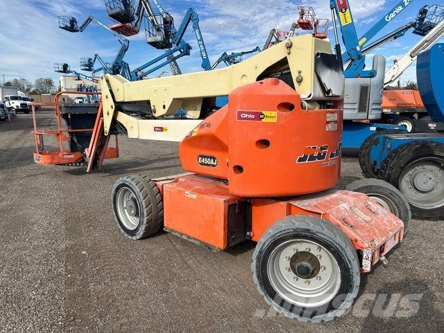 JLG E450AJ Колінчаті підйомники